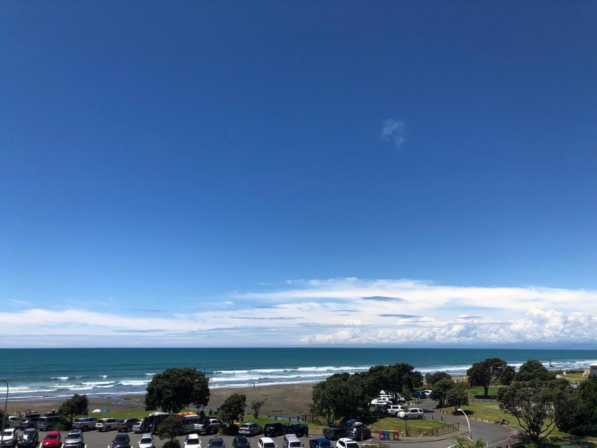 Beachpoint Aparthotel 4*