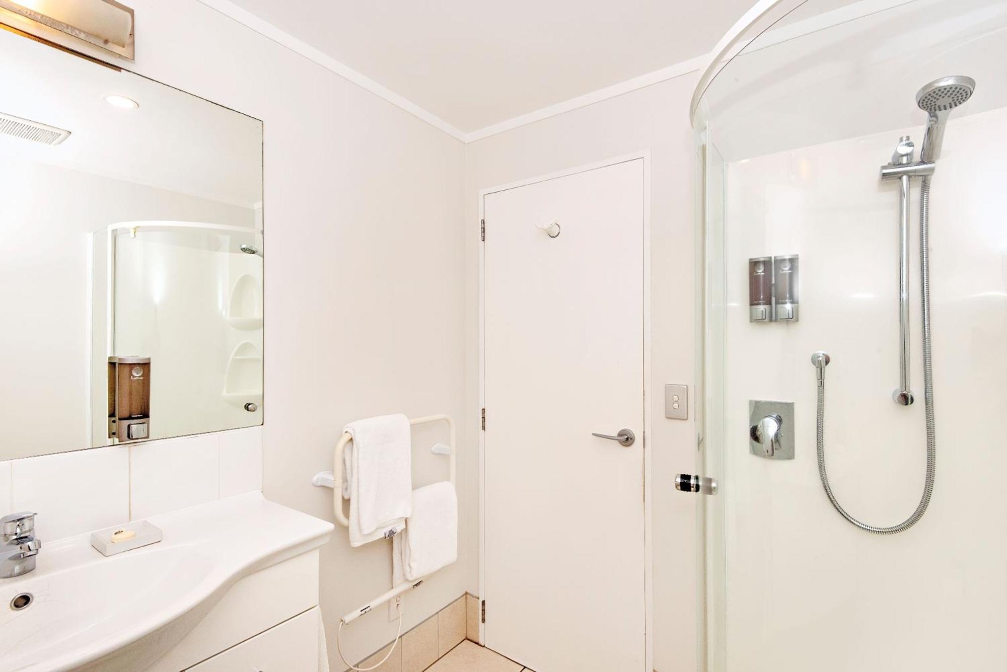 Beachpoint Aparthotel 4*