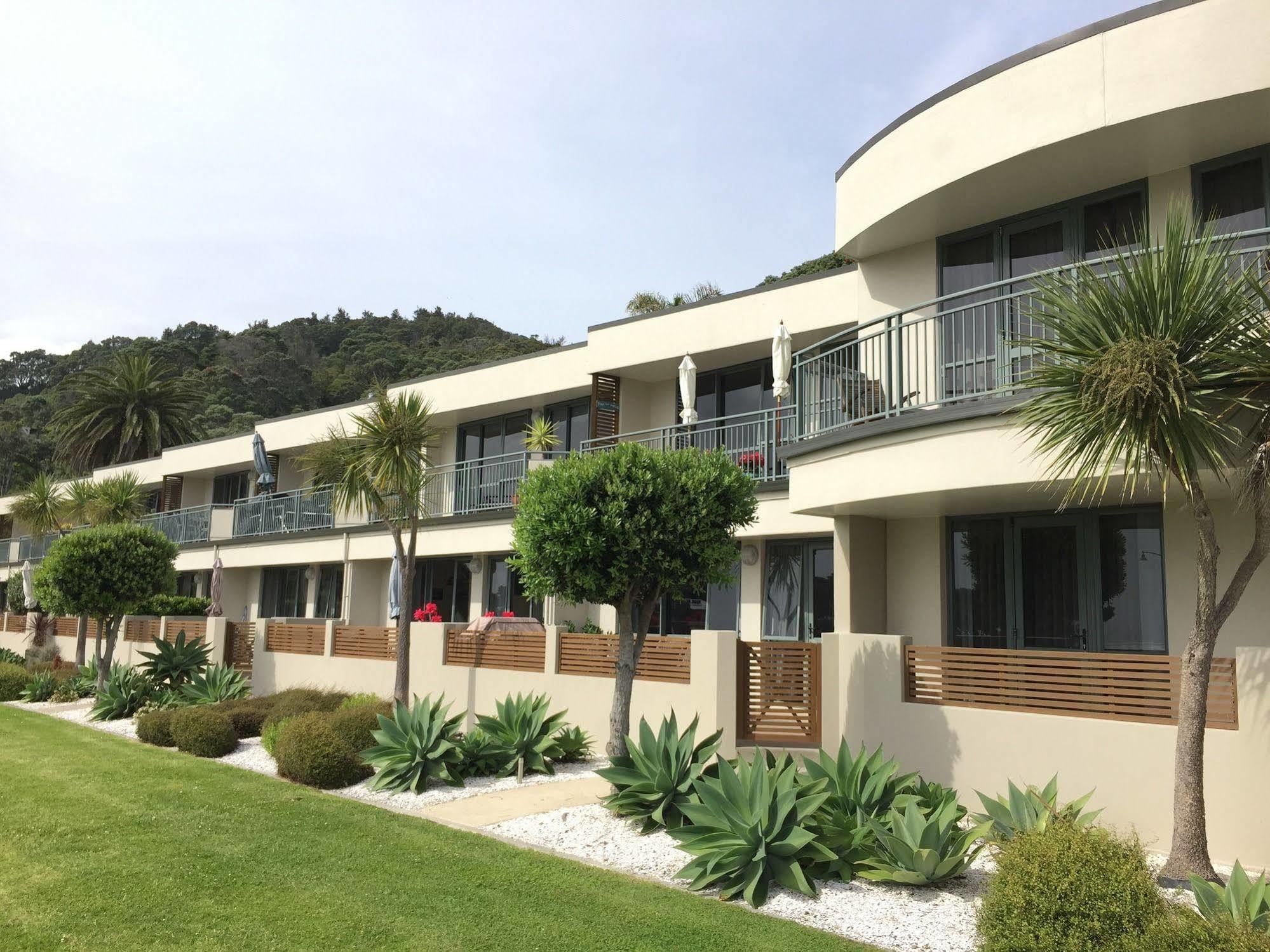 Aparthotel Beachpoint 4*